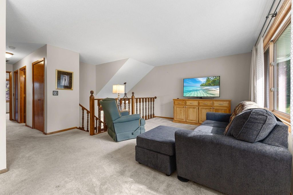 404 Pleasure Creek Drive, Blaine, MN 55434 — photo 4