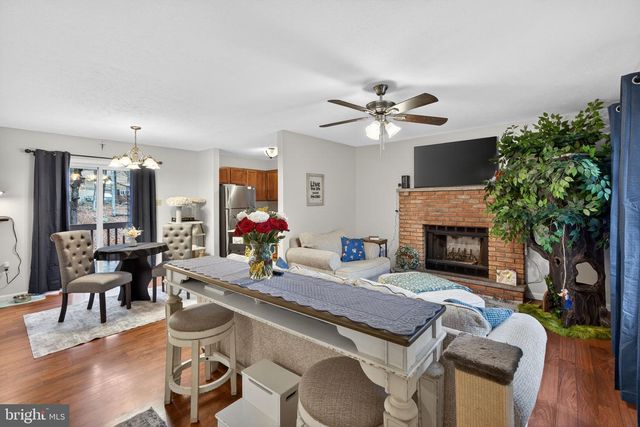 244 CANTERBURY RD, Bushkill, PA 18324