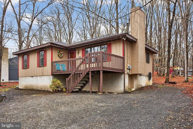 244 CANTERBURY RD, Bushkill, PA 18324
