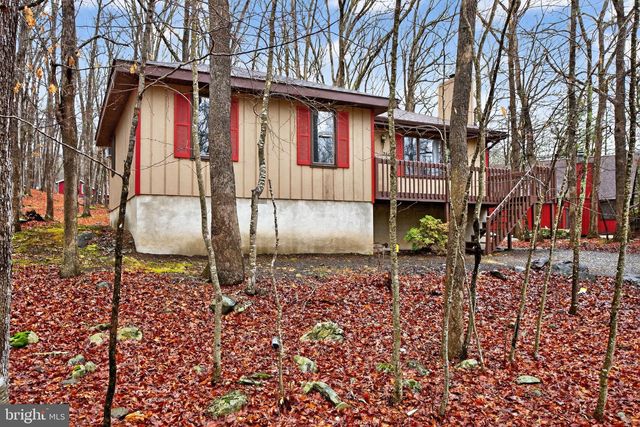 244 CANTERBURY RD, Bushkill, PA 18324