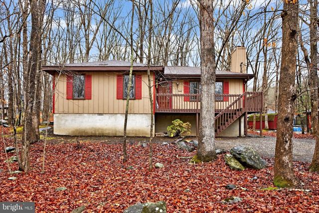 244 CANTERBURY RD, Bushkill, PA 18324