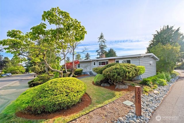 10851 Marine View Drive, Seattle, WA 98146