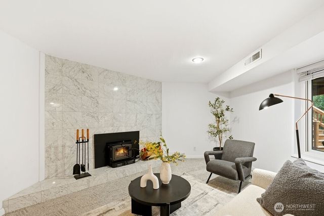 10851 Marine View Drive, Seattle, WA 98146