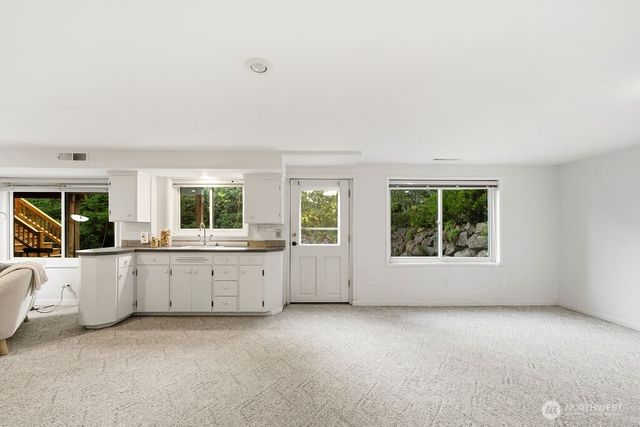 10851 Marine View Drive, Seattle, WA 98146