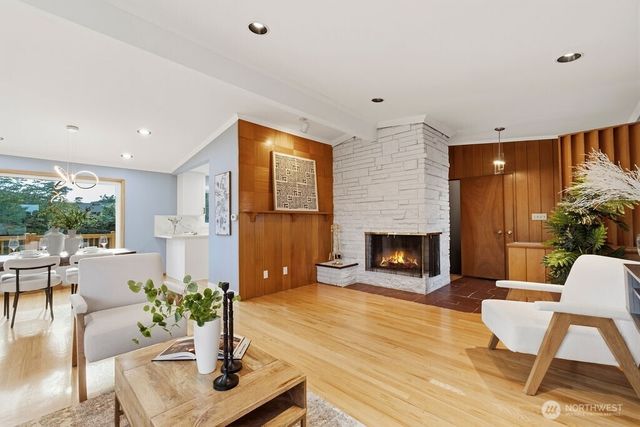 10851 Marine View Drive, Seattle, WA 98146