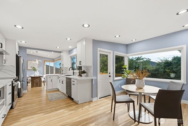 10851 Marine View Drive, Seattle, WA 98146