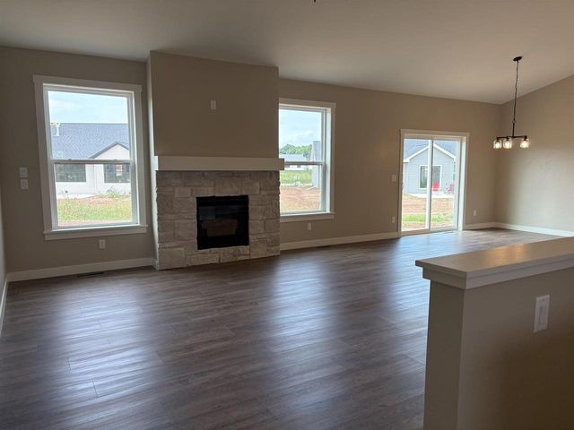 8339 MARLO AVENUE, Neenah, WI 54956