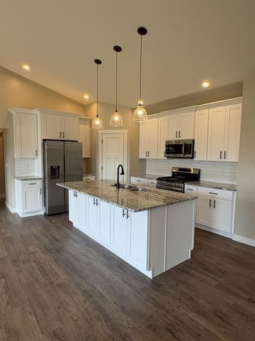 8339 MARLO AVENUE, Neenah, WI 54956