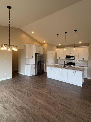 8339 MARLO AVENUE, Neenah, WI 54956