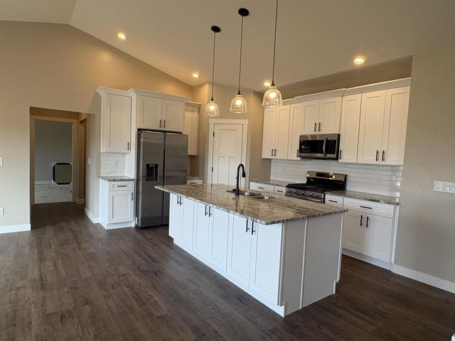 8339 MARLO AVENUE, Neenah, WI 54956