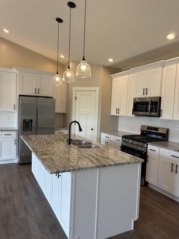 8339 MARLO AVENUE, Neenah, WI 54956