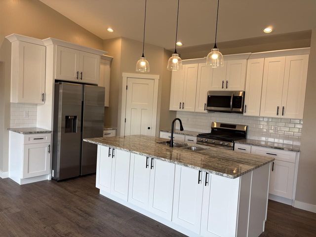 8339 MARLO AVENUE, Neenah, WI 54956