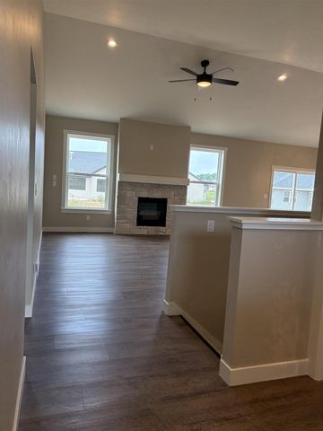 8339 MARLO AVENUE, Neenah, WI 54956
