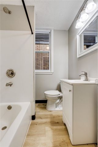 2247 Wilson Ave, Perry Hilltop, PA 15214