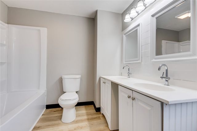 2247 Wilson Ave, Perry Hilltop, PA 15214