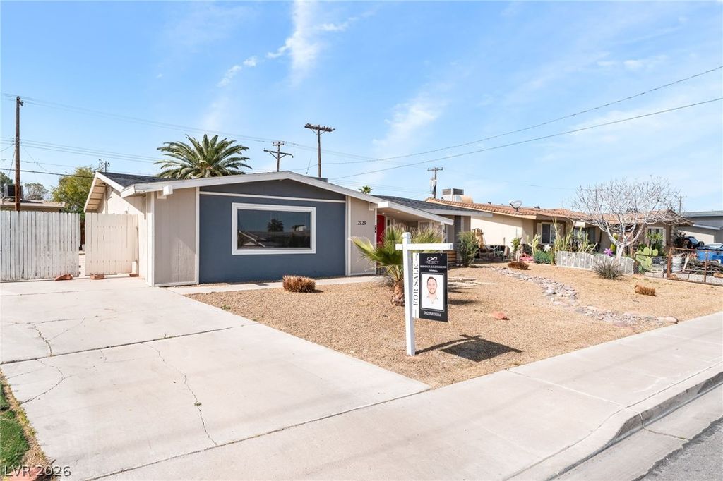 2129 North Michael Way, Las Vegas, NV 89108 — photo 3