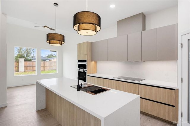 2908 Magnolia Drive, San Juan, TX 78589