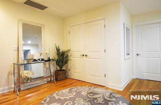 15b Jan Court 15B, Elmwood Park, NJ 07407