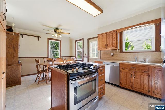 47 Christie Street, Ridgefield Park, NJ 07660