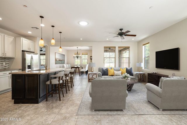 6231 E MARK Way 33, Cave Creek, AZ 85331