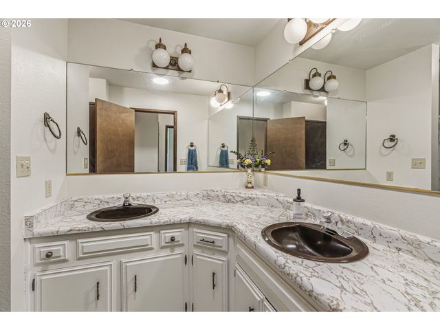 1350 STELLA Rd, Longview, WA 98632