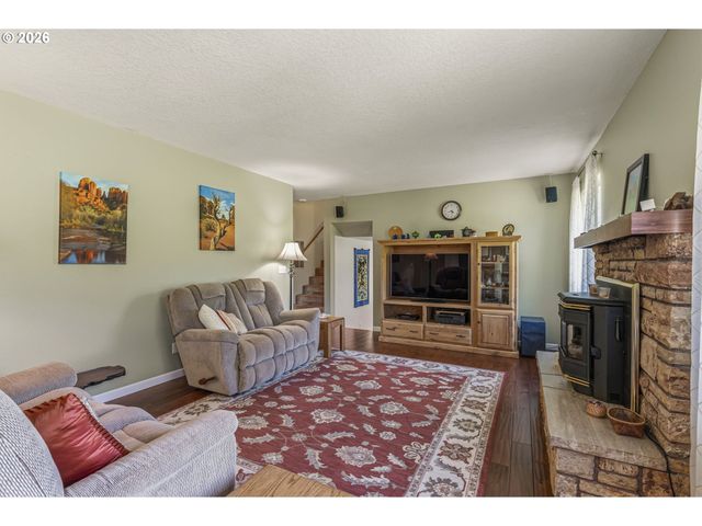 1350 STELLA Rd, Longview, WA 98632