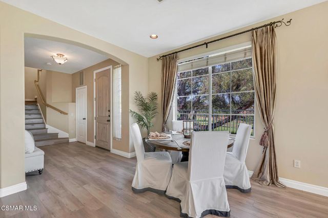 1009 Del Tio Court, Camarillo, CA 93010