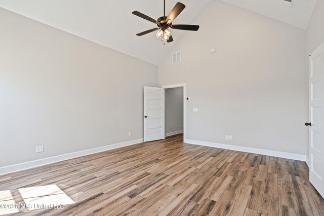 13889 E Fairview Road, Byhalia, MS 38611