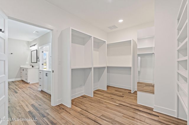 13889 E Fairview Road, Byhalia, MS 38611