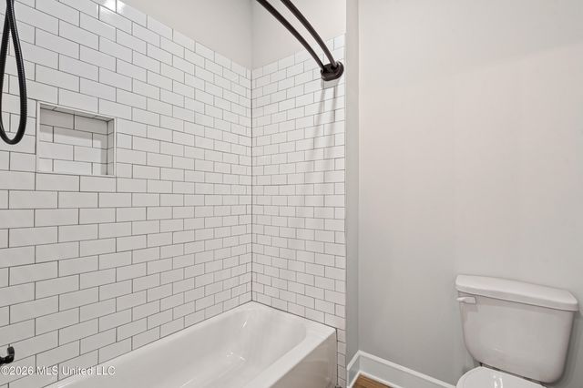 13889 E Fairview Road, Byhalia, MS 38611