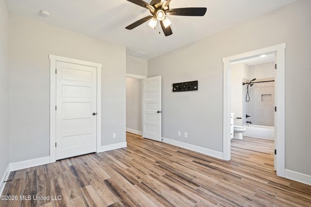 13889 E Fairview Road, Byhalia, MS 38611