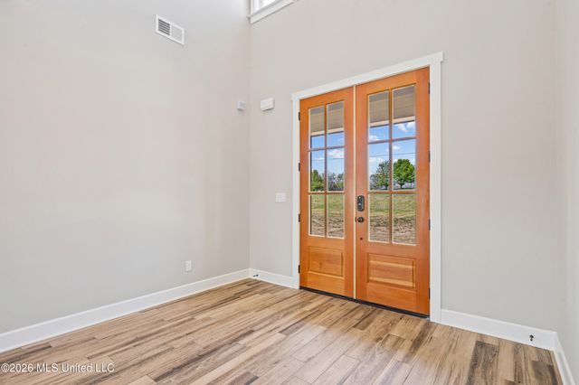 13889 E Fairview Road, Byhalia, MS 38611