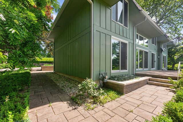 268 Scenic Drive, Tower Lakes, IL 60010