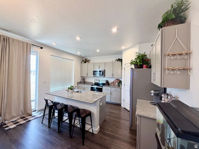 906 S 750 W, Springville, UT 84663