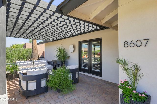 8607 E SAN DANIEL Drive, Scottsdale, AZ 85258