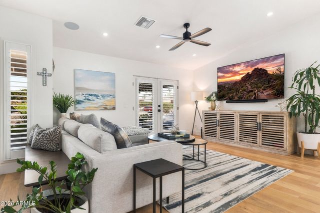 8607 E SAN DANIEL Drive, Scottsdale, AZ 85258