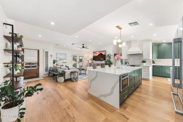 8607 E SAN DANIEL Drive, Scottsdale, AZ 85258