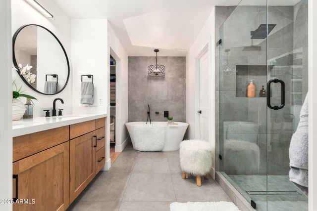 8607 E SAN DANIEL Drive, Scottsdale, AZ 85258
