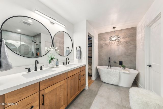 8607 E SAN DANIEL Drive, Scottsdale, AZ 85258