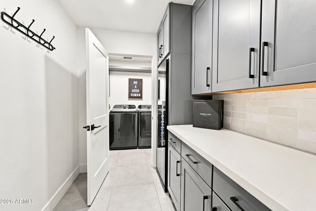 8607 E SAN DANIEL Drive, Scottsdale, AZ 85258