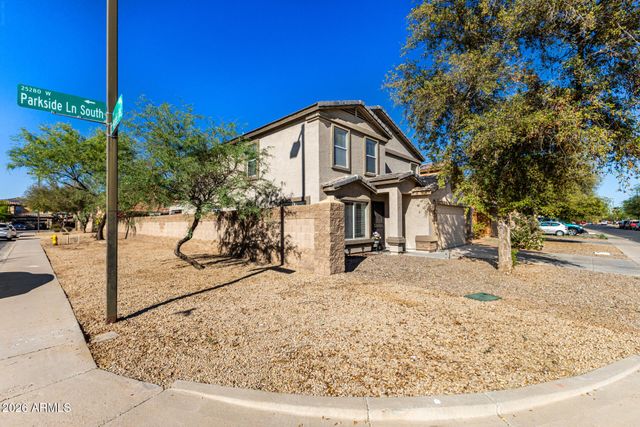 25278 W PARKSIDE Lane S, Buckeye, AZ 85326