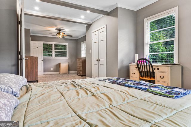 1058 S Pine Knoll, Macon, GA 31204