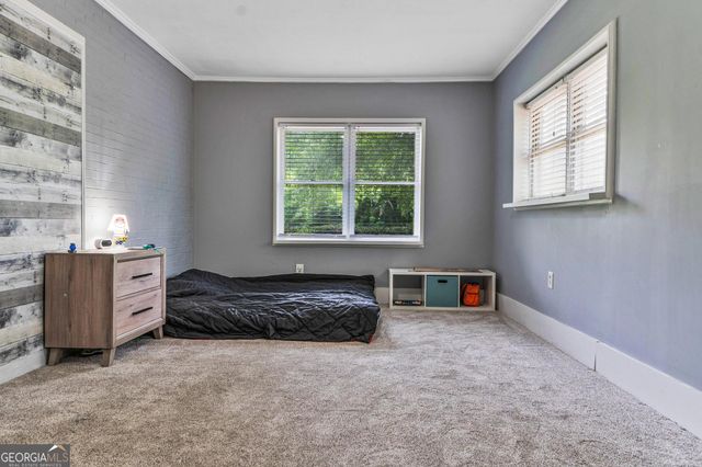 1058 S Pine Knoll, Macon, GA 31204