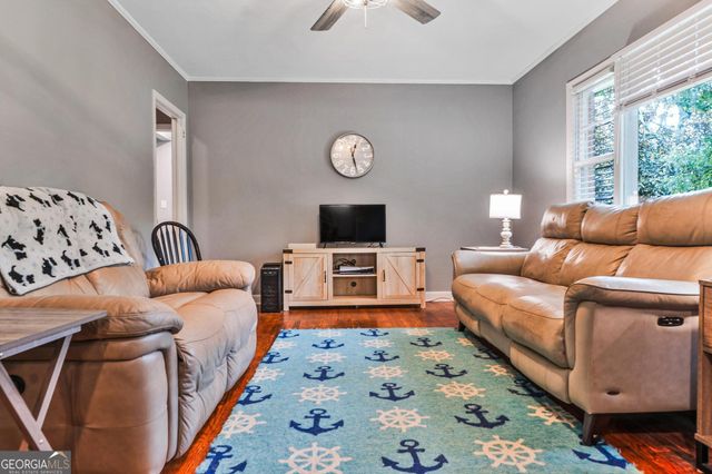 1058 S Pine Knoll, Macon, GA 31204