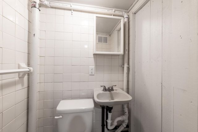 1406 Furness Parkway, Saint Paul, MN 55119