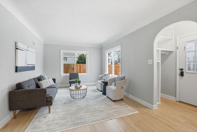 1406 Furness Parkway, Saint Paul, MN 55119