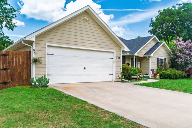 707 N Main, Farmersville, TX 75442