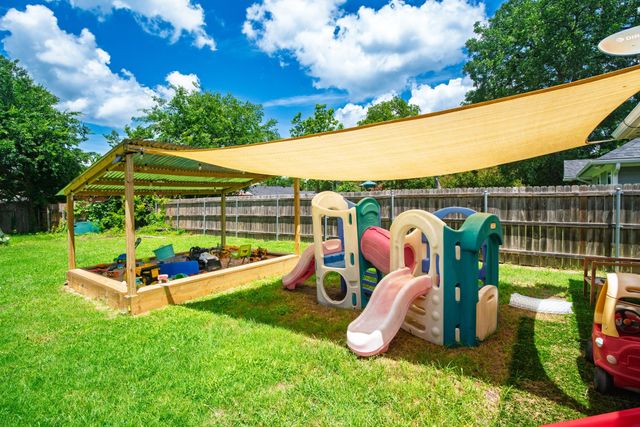 707 N Main, Farmersville, TX 75442