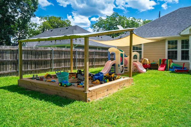 707 N Main, Farmersville, TX 75442