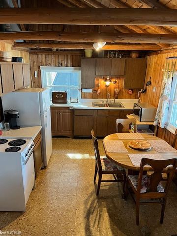 6386 Tricks Way Drive, Elk Rapids Twp, MI 49648